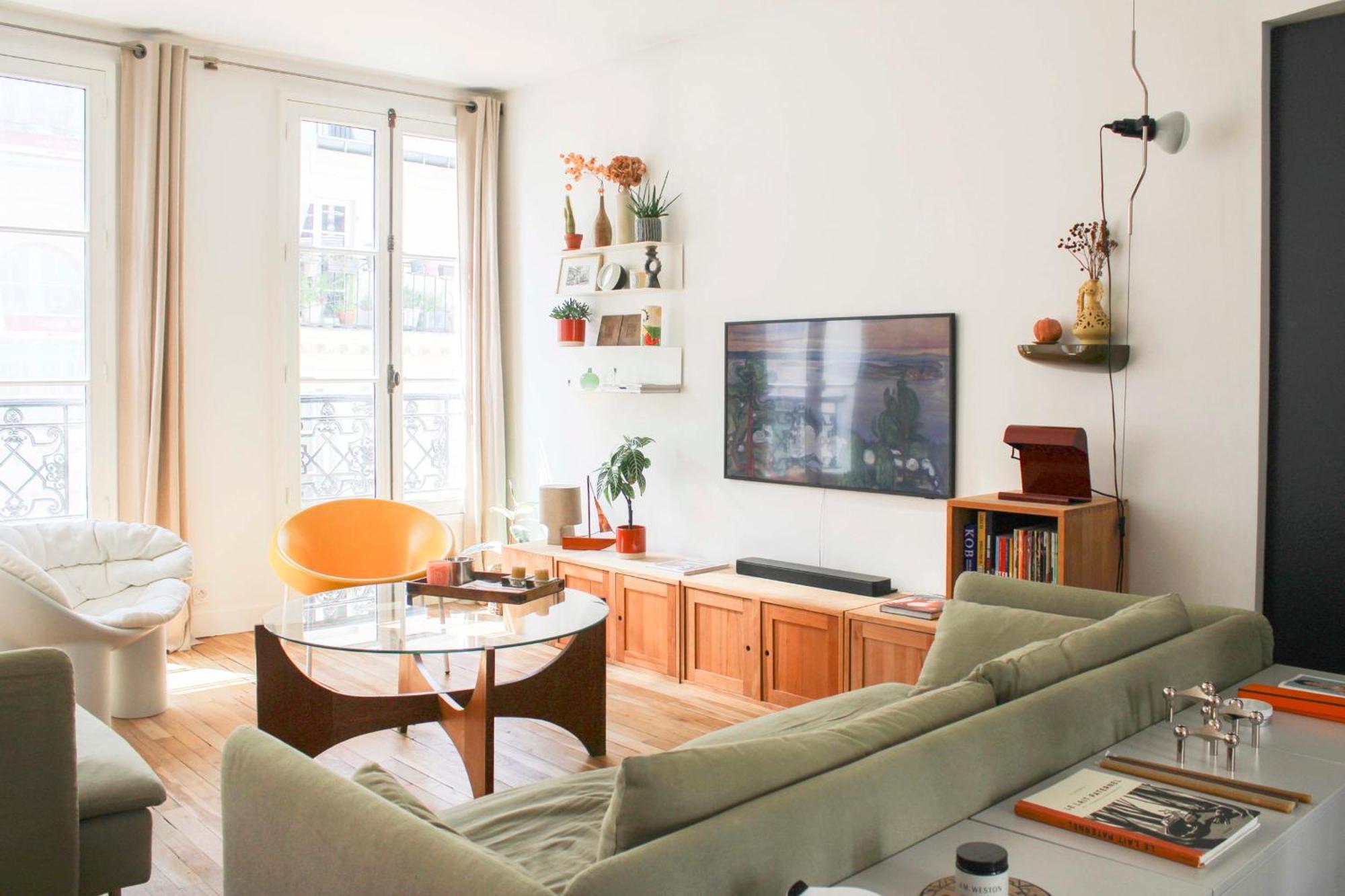Spacious Luxury In Trendy Neighborhood *